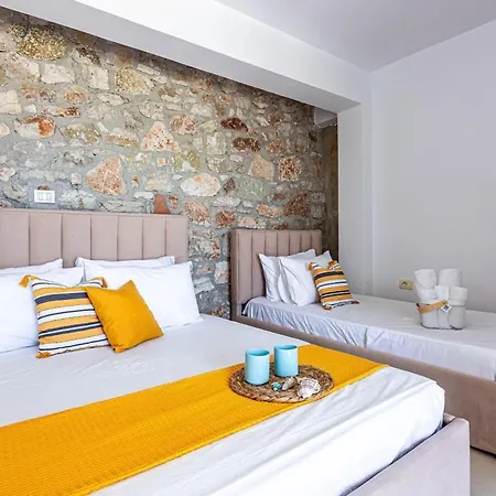 House Of Stones 2, Cozy W Parking *